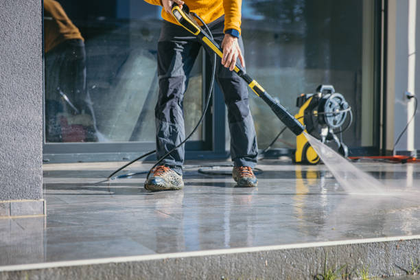 Why Choose Our Certified Pressure Washing Experts for Your Project Needs in Jamestown, OH?