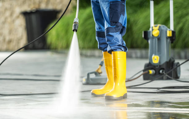 Best Garage Pressure Washing  in Jamestown, OH